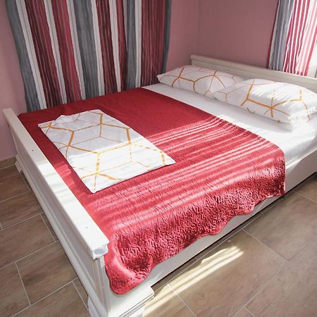 סנג' Studio Apartman Maro מראה חיצוני תמונה
